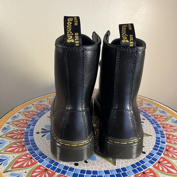 Dr. Doc Martens Zavala Women's Size 5 Combat Boots Black Leather 8-Eye AW004 NEW - Picture 5 of 9